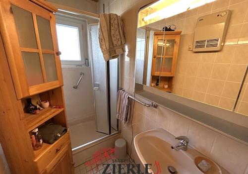 19- Badezimmer OG