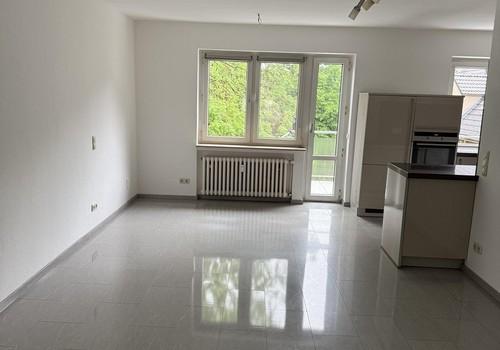 Wohnzimmer ohne Möbel