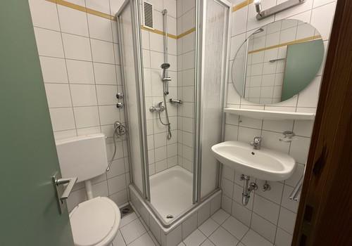 Bad mit Dusche