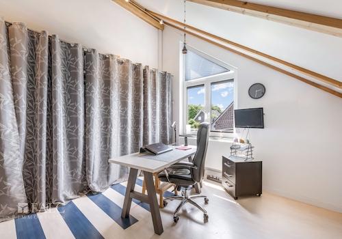Arbeitszimmer