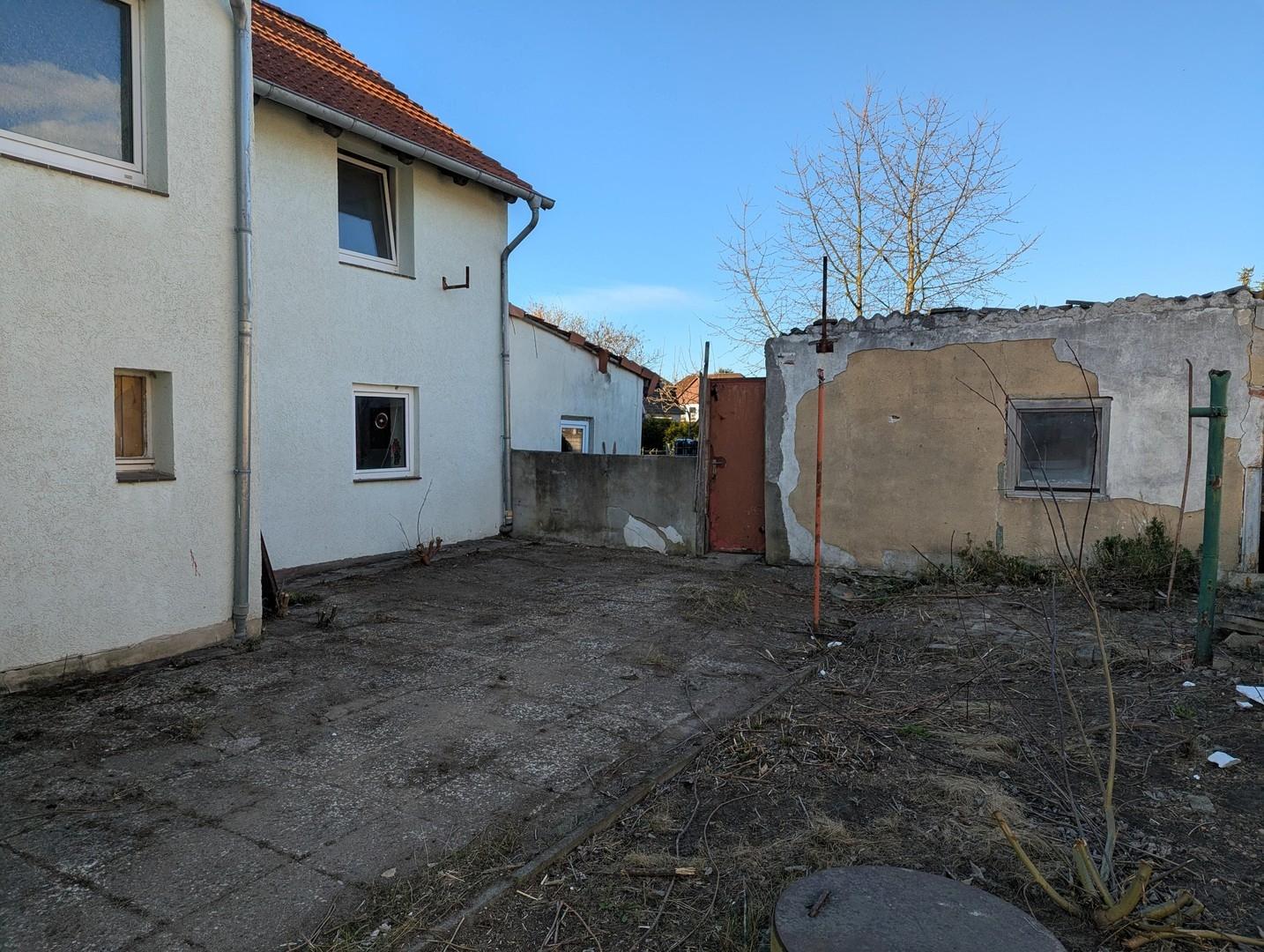 Haus seitlicher Weg