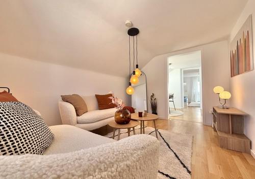 Wohnzimmer DG