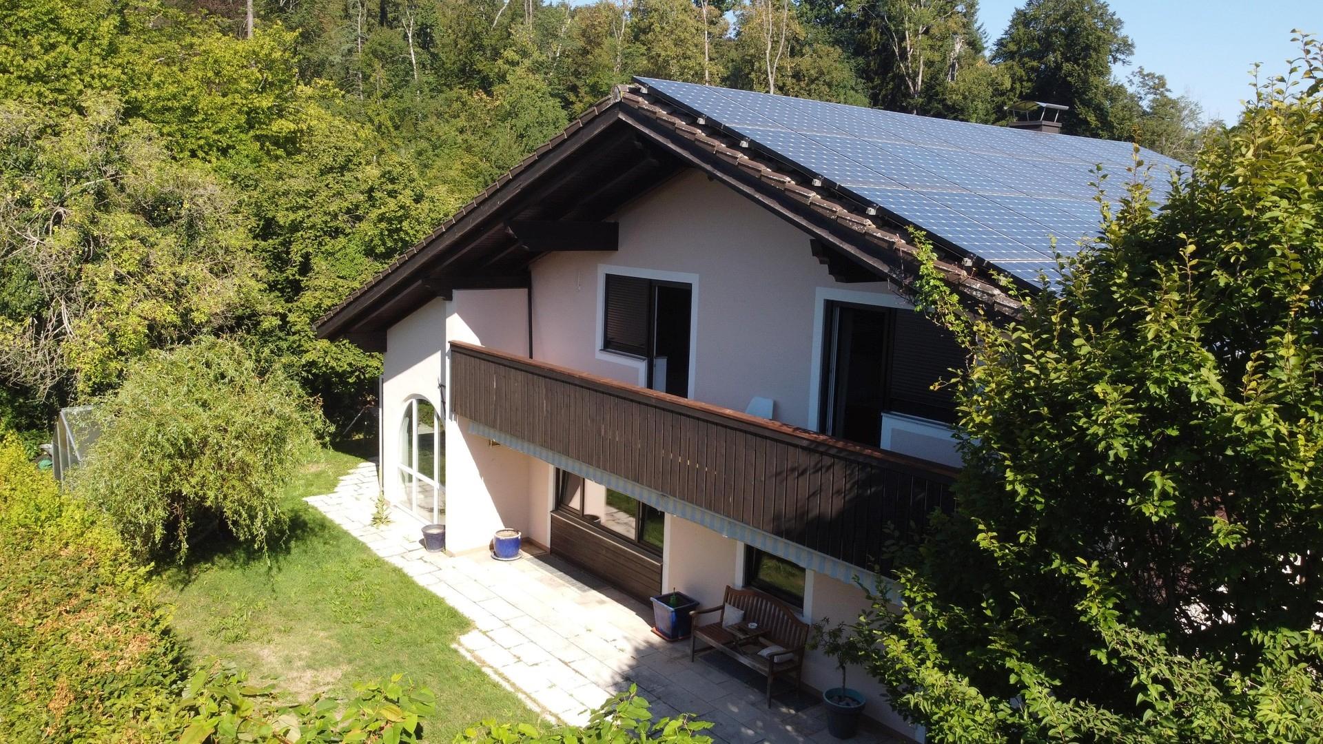 Südseite mit Balkon
