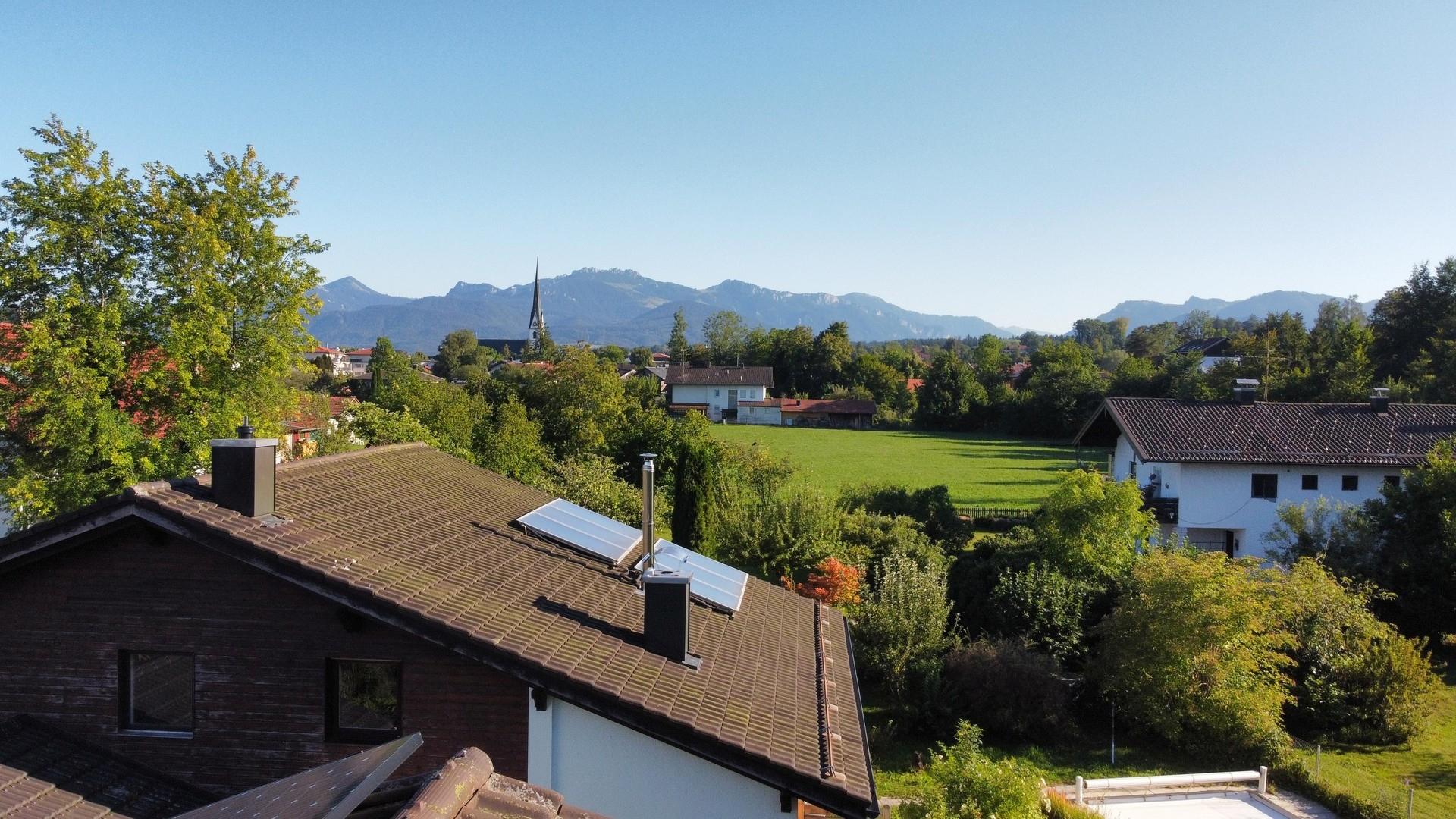 Prien-Panorama mit Bergen