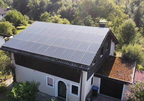 Haus, PV und Grundstück