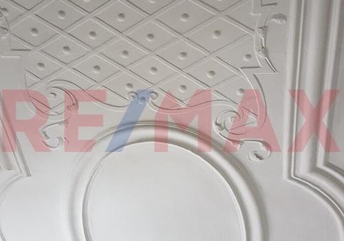 Wohnzimmer Stuckdecke