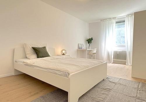 Zimmer 3 mit Bett