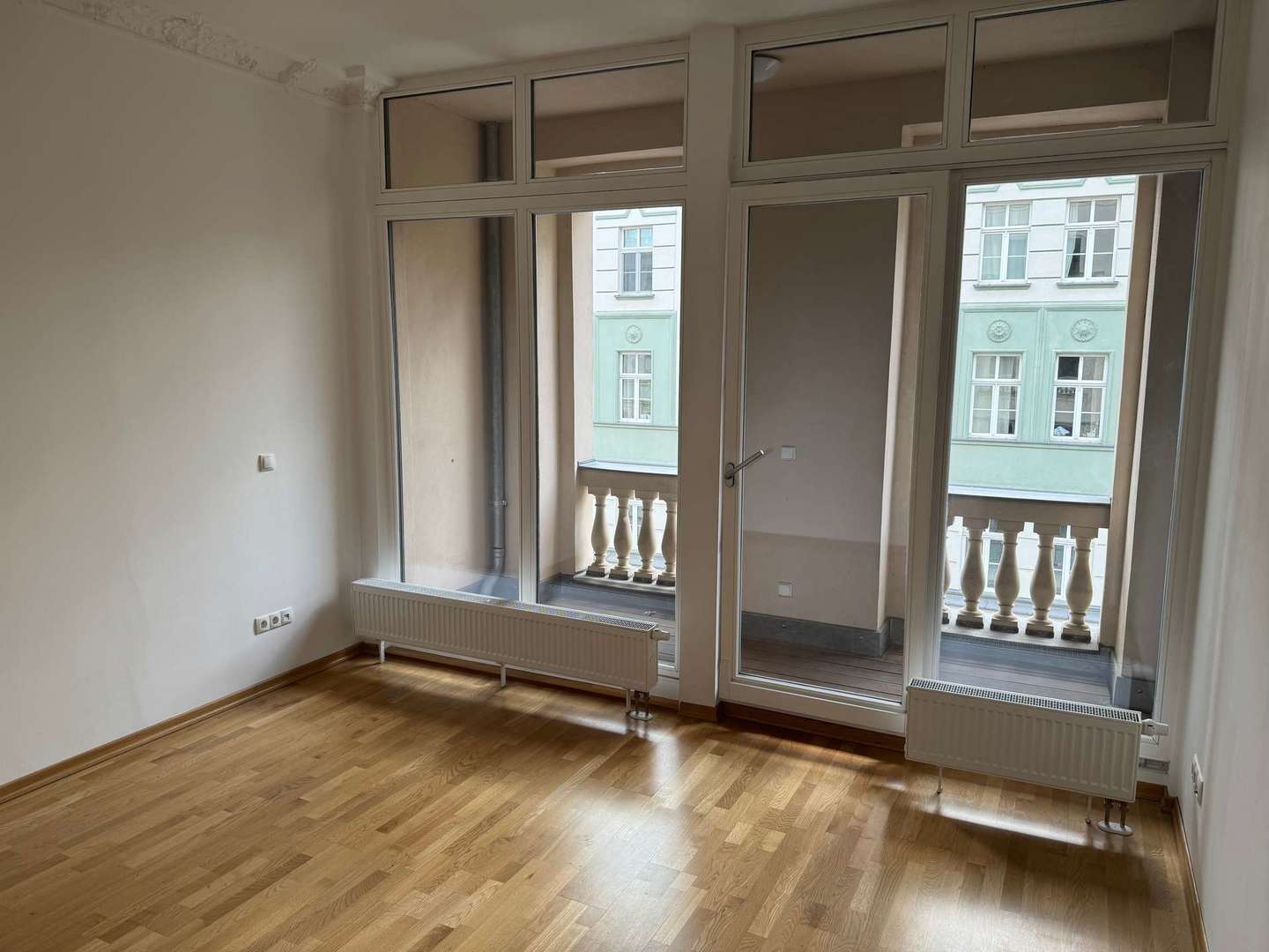 Zimmer 2 mit Balkon