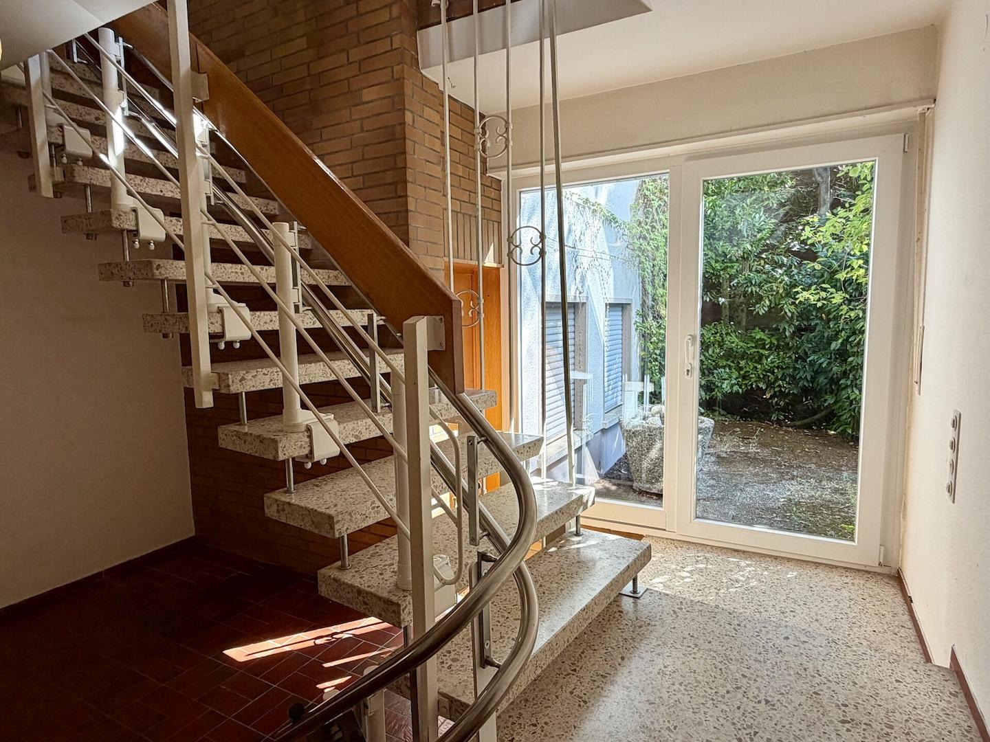 Treppe zum UG