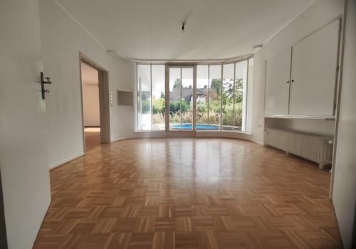 Esszimmer mit Einbauschrank