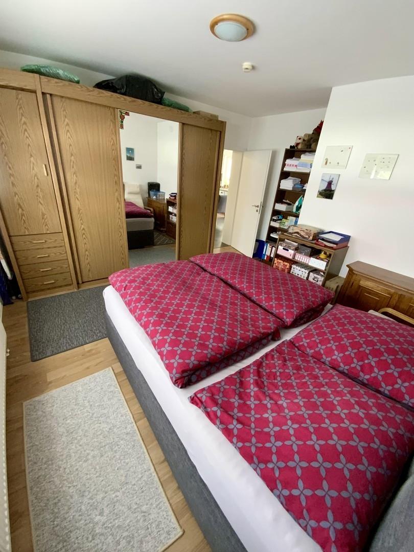 Schlafzimmer (2)