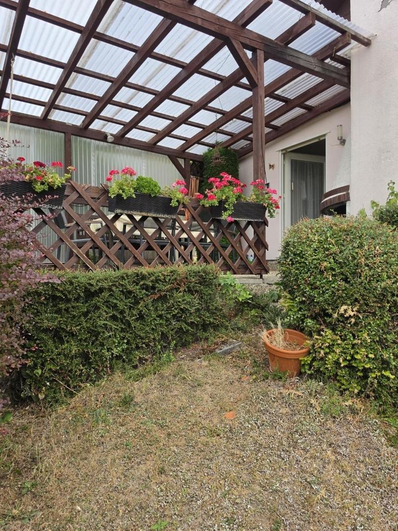 Pergola: Überdachter Freisitz