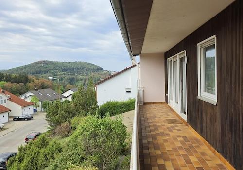 Balkon mit Süd-Ost-Ausrichtung