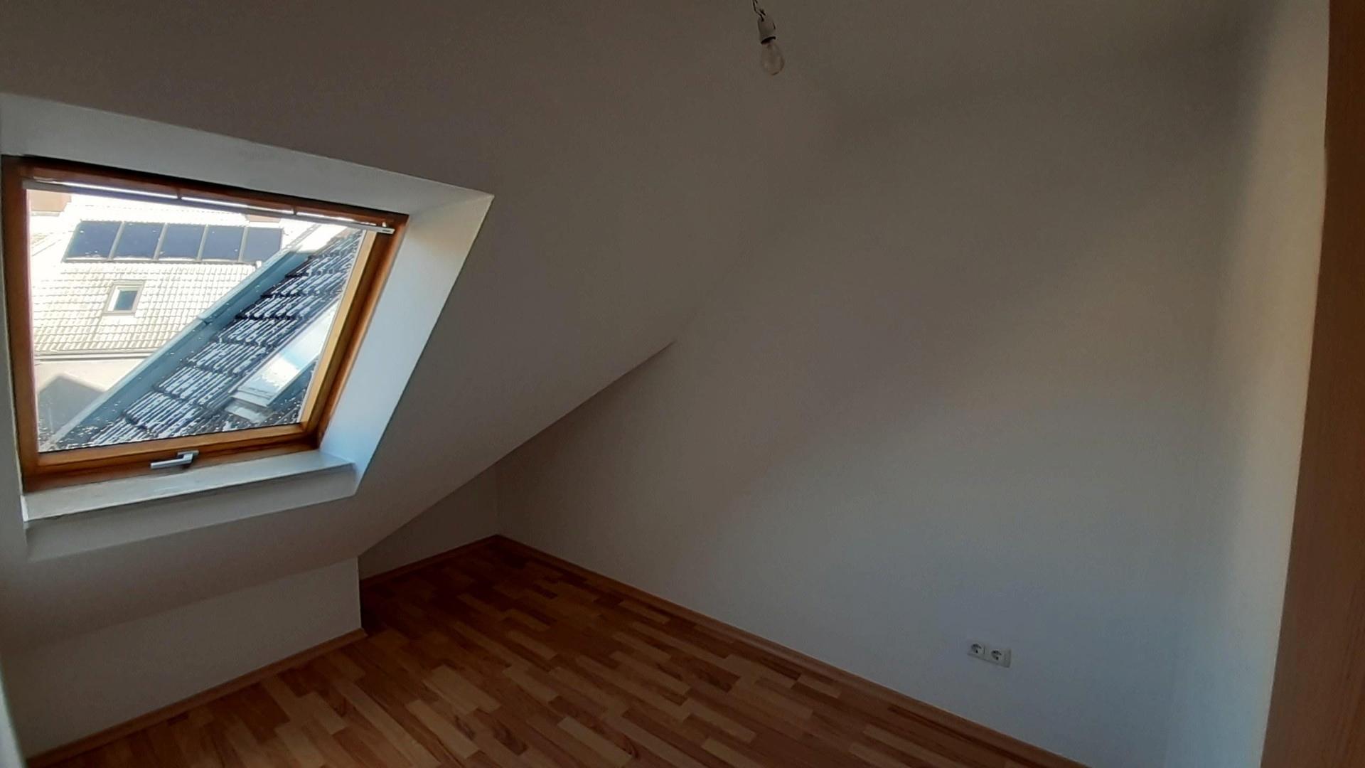 Büro/ Ankleidezimmer