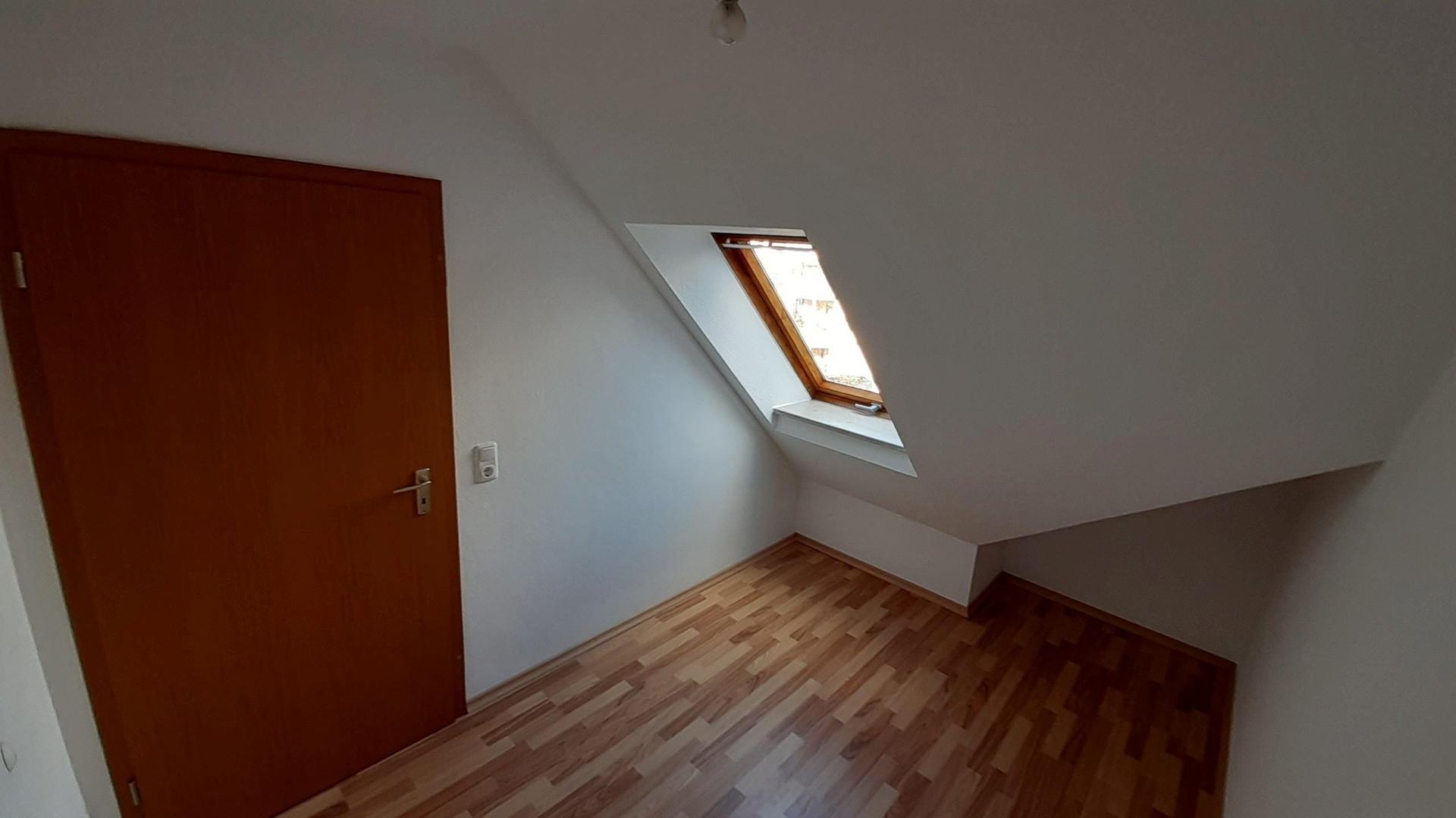 Büro/ Ankleidezimmer