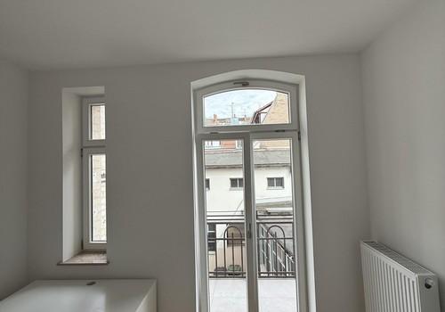 Zimmer mit Balkon