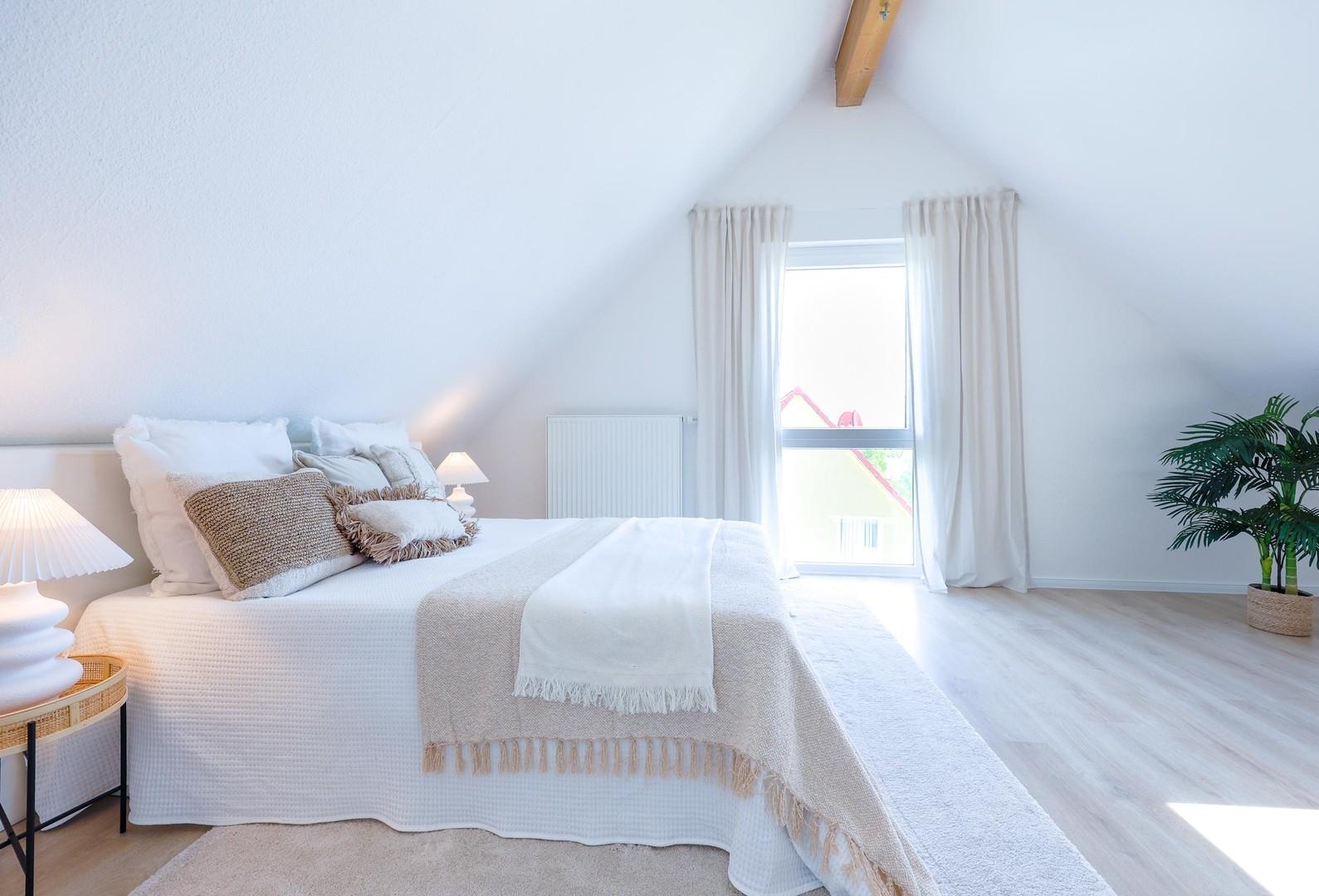Schlafzimmer DG