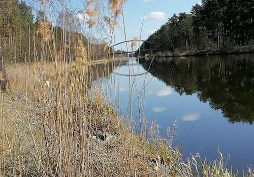 Brücke über den Kanal