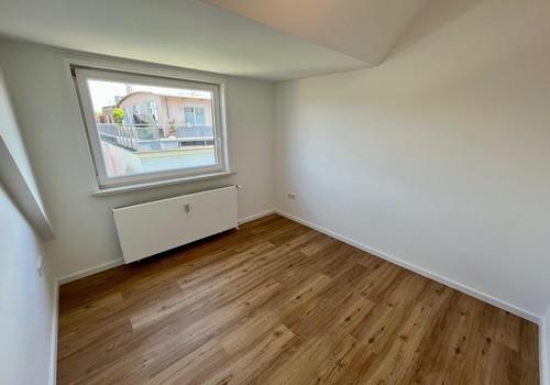Büro/Kinderzimmer