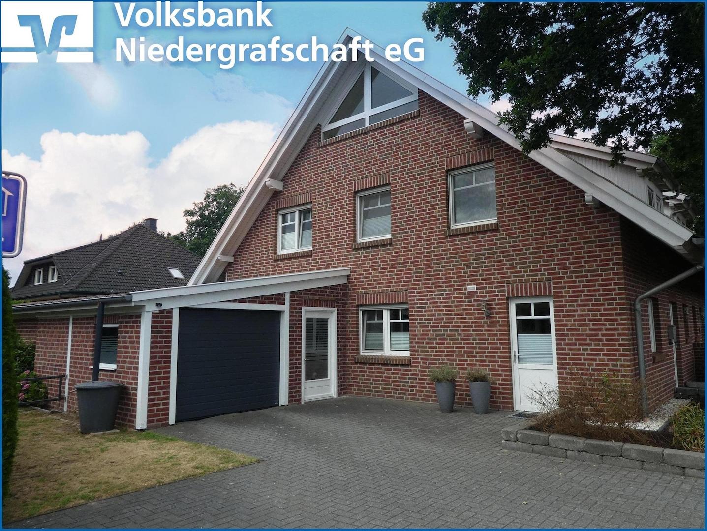 Straßenansicht