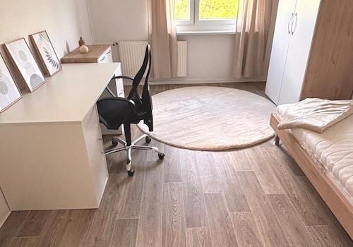 WG-Zimmer 2. Links 2
