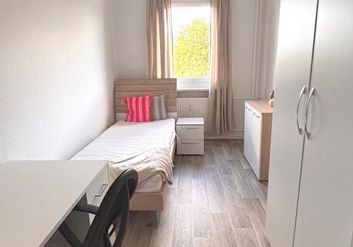 WG-Zimmer 1. links 2