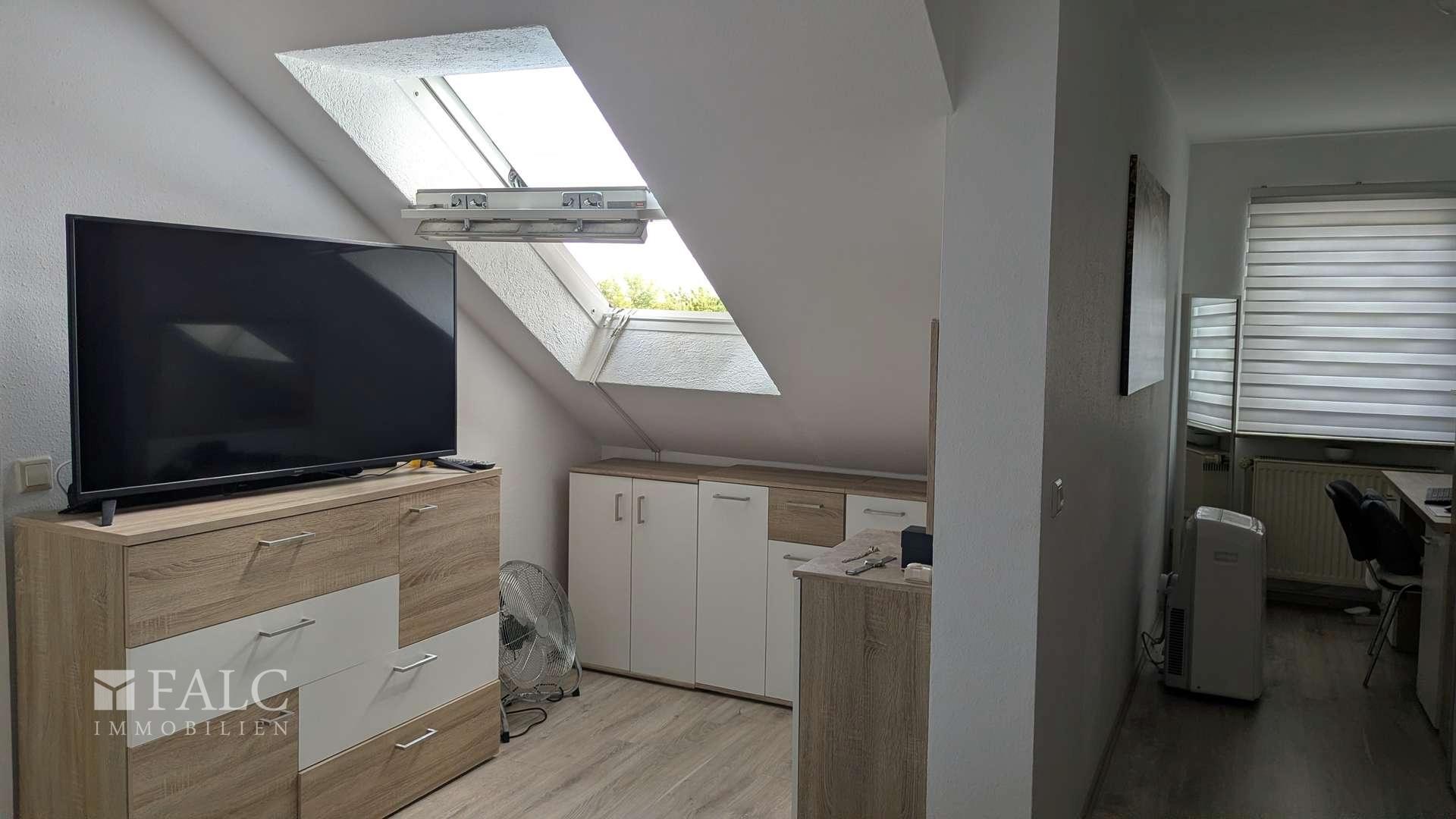 Schlafzimmer u. Homeoffice