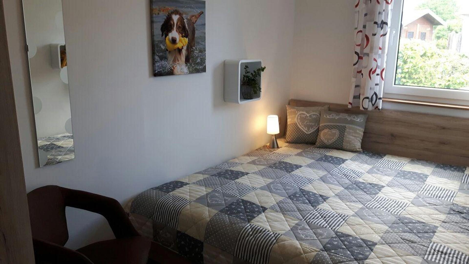 Schlafzimmer 2