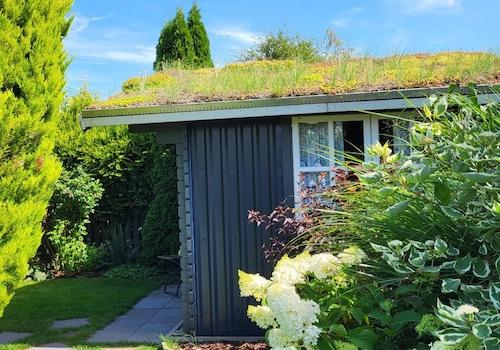 Gartenhaus seitlich