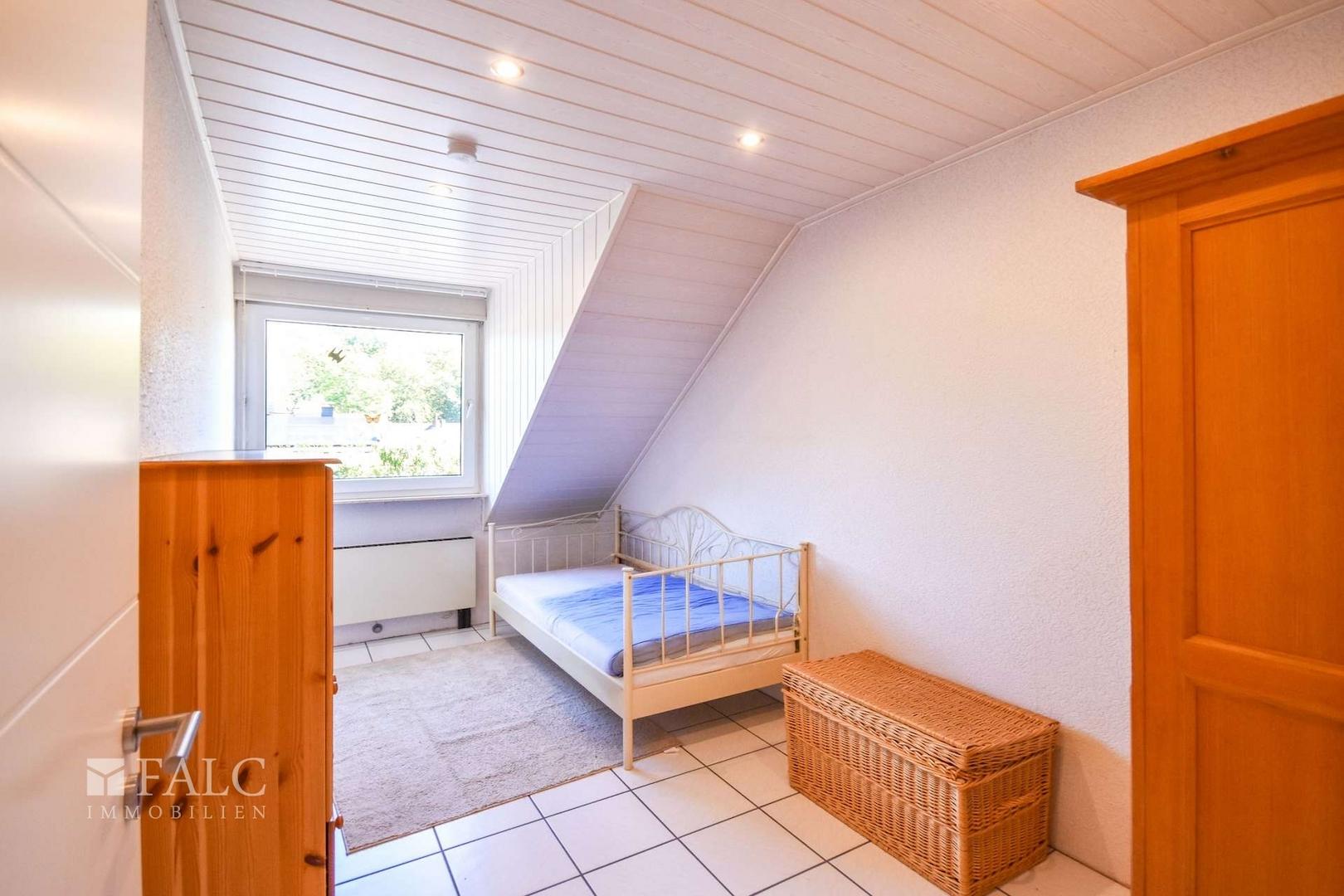 Schlafzimmer 3