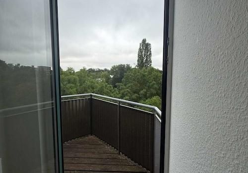 2. Balkon klein