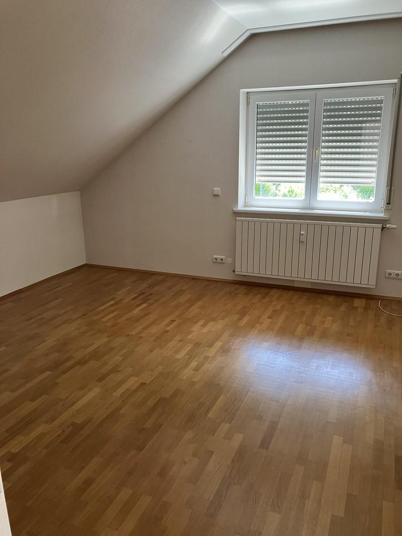 Schlafzimmer 3