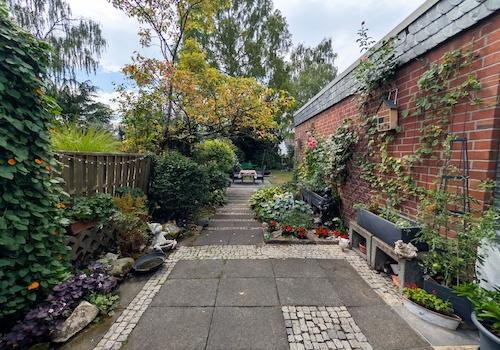 Weg zum Garten