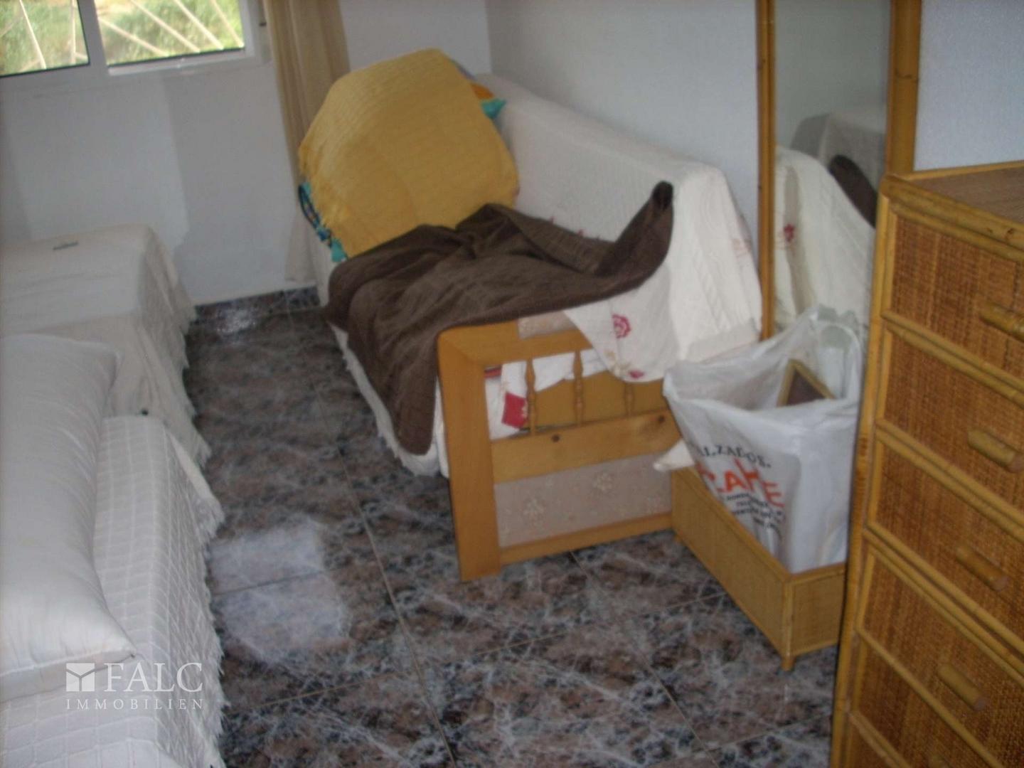 Schlafzimmer 1