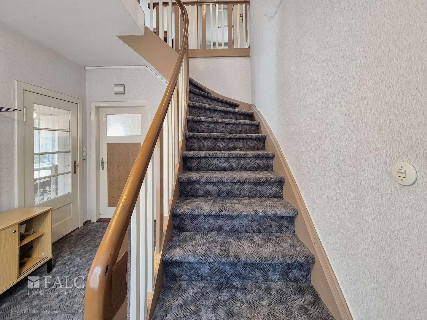 Treppe ins OG