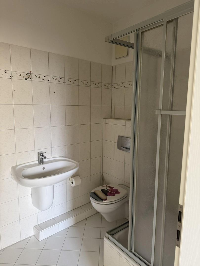 Bad 2 im Schlafzimmer
