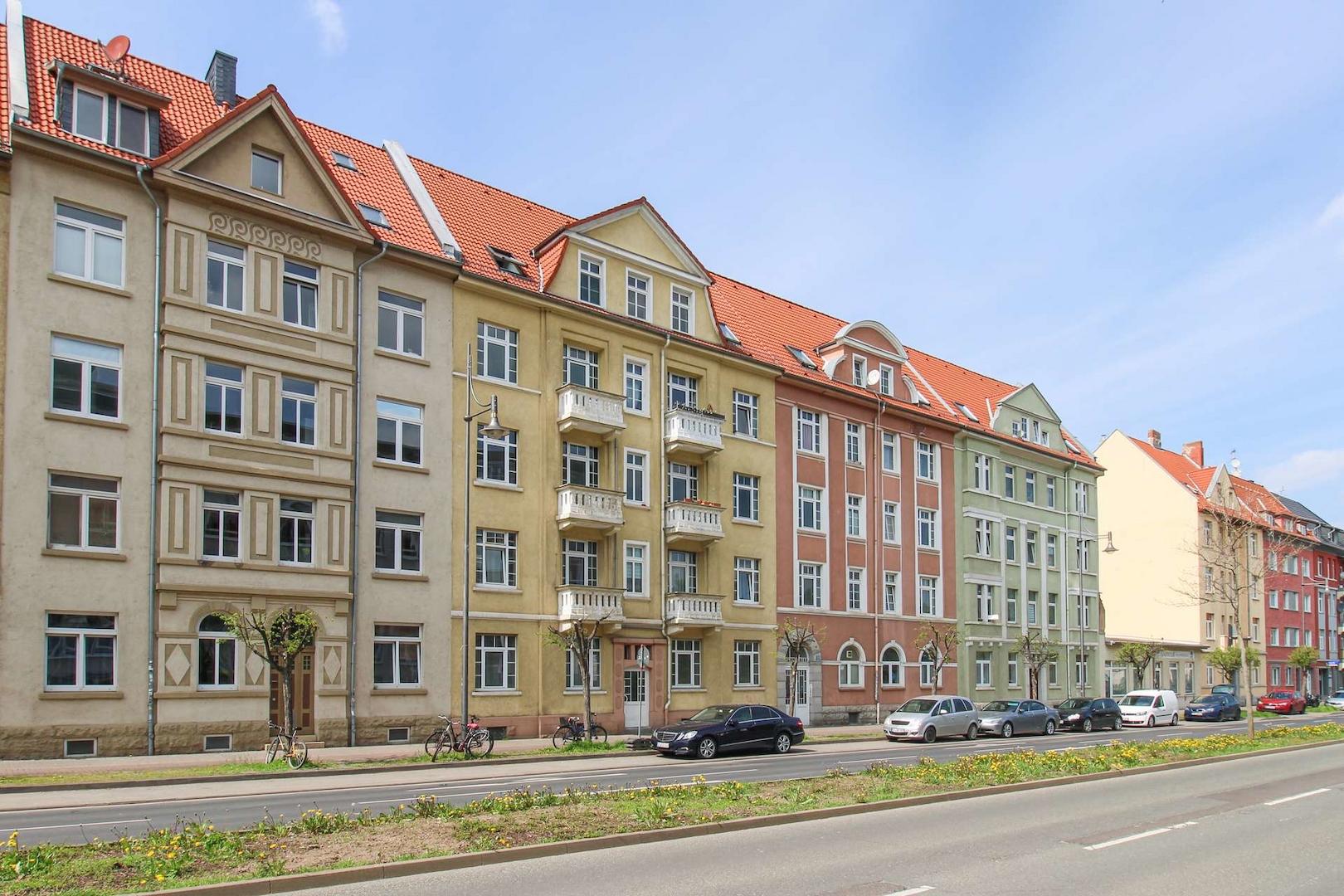 Straßenansicht