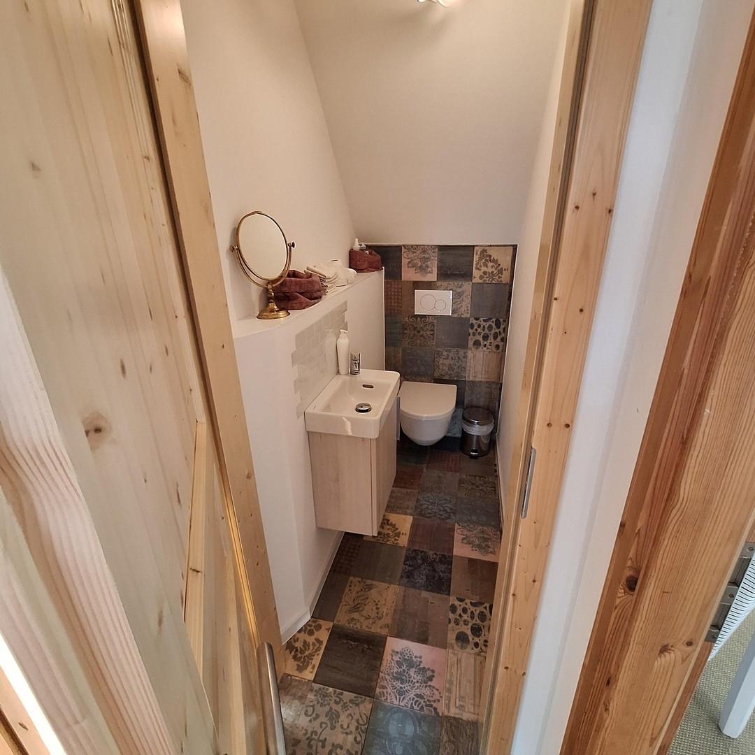 Gäste-WC OG