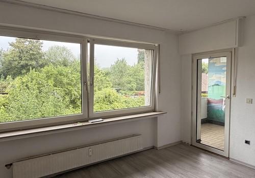 Wohnzimmer Tür zum Balkon