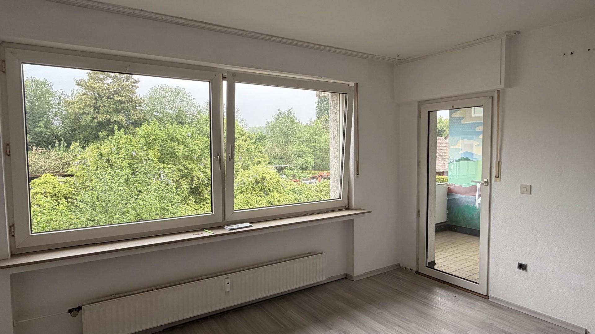 Wohnzimmer Tür zum Balkon