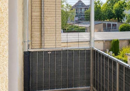 1. OG Balkon