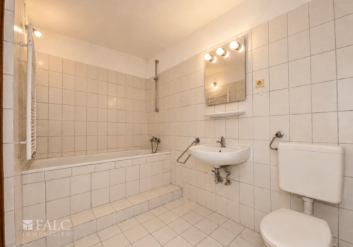 Badezimmer EG