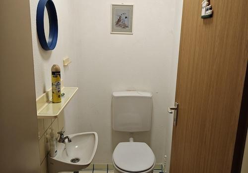 WC EG
