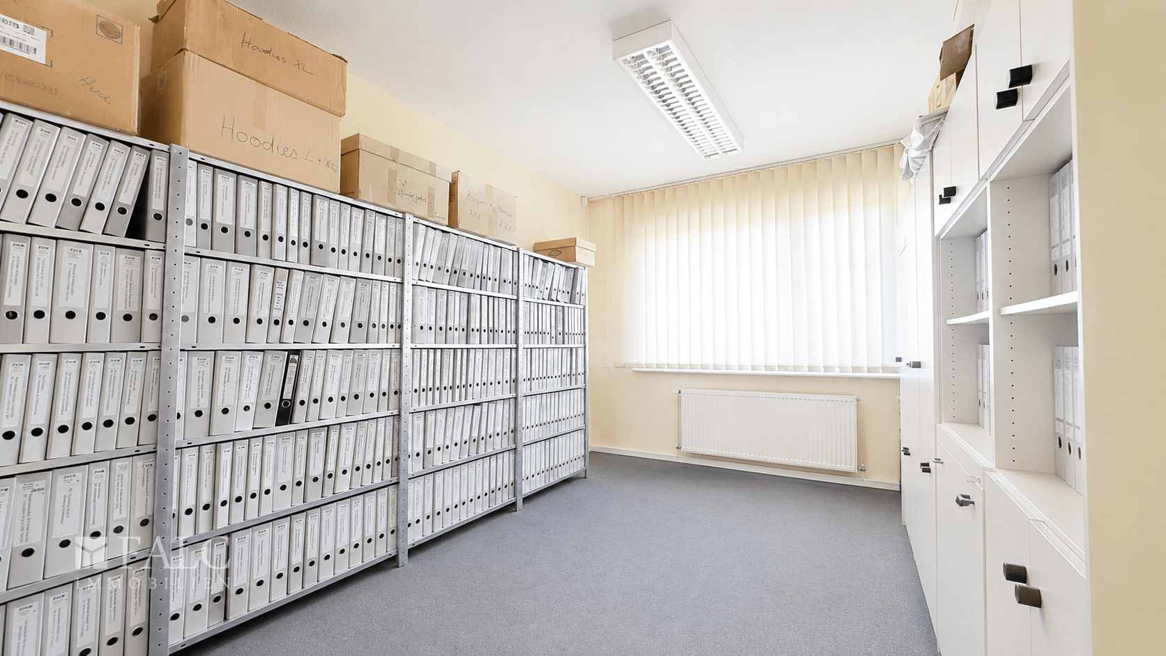 Büro 1