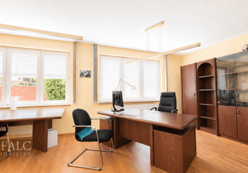 Büro 6