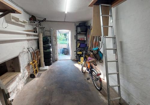 Garage Gartenausgang