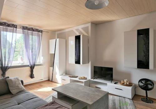 Blick ins Wohnzimmer