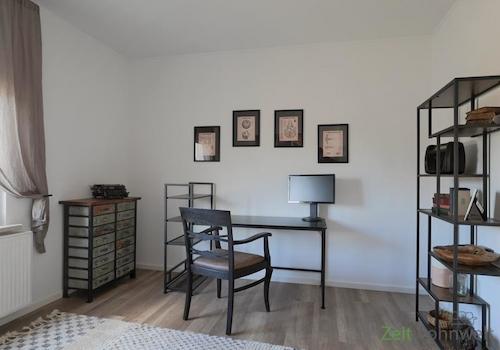 Blick ins Arbeitszimmer