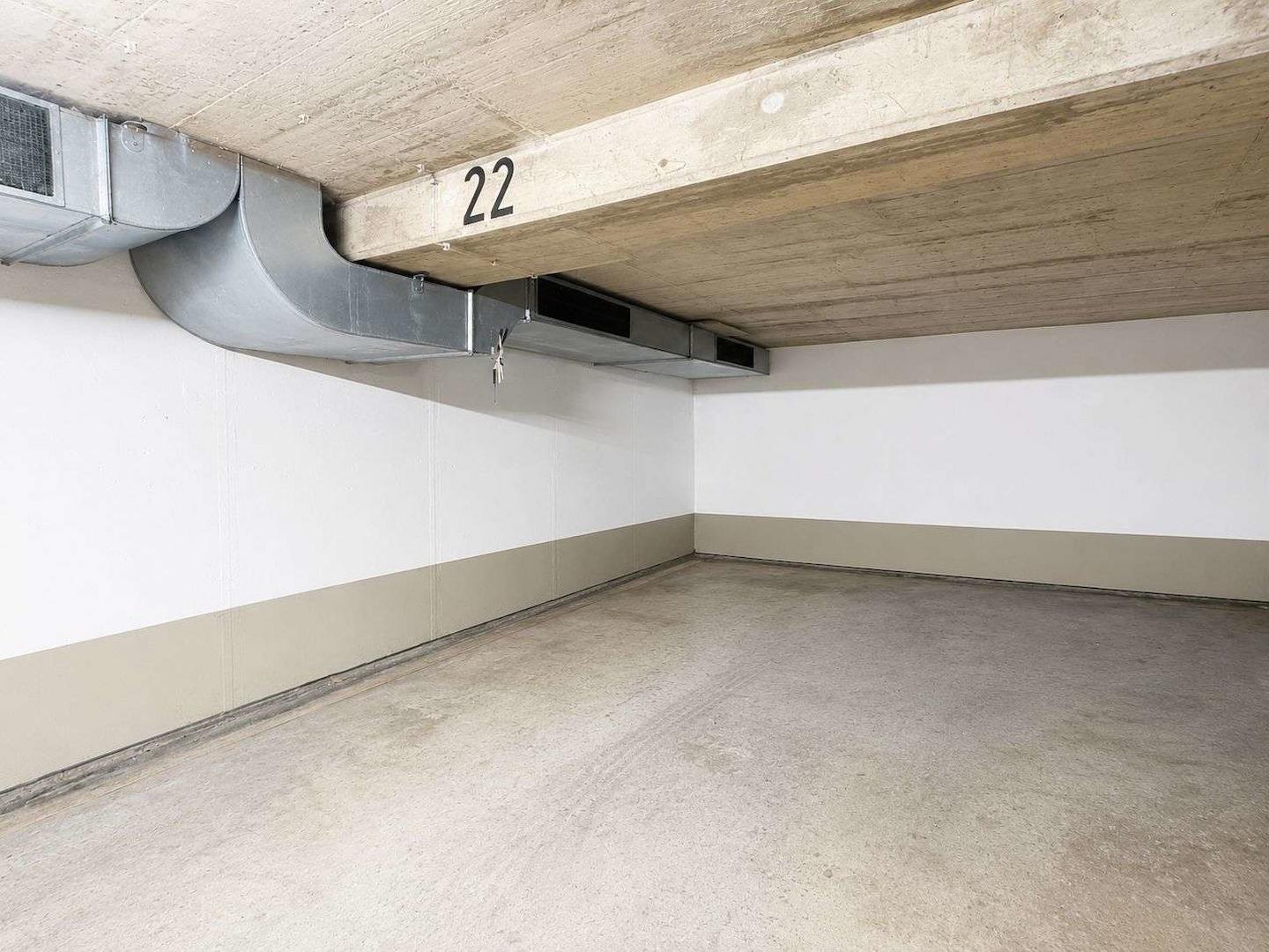 Tiefgaragenstellplatz