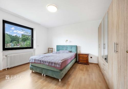 Schlafzimmer II